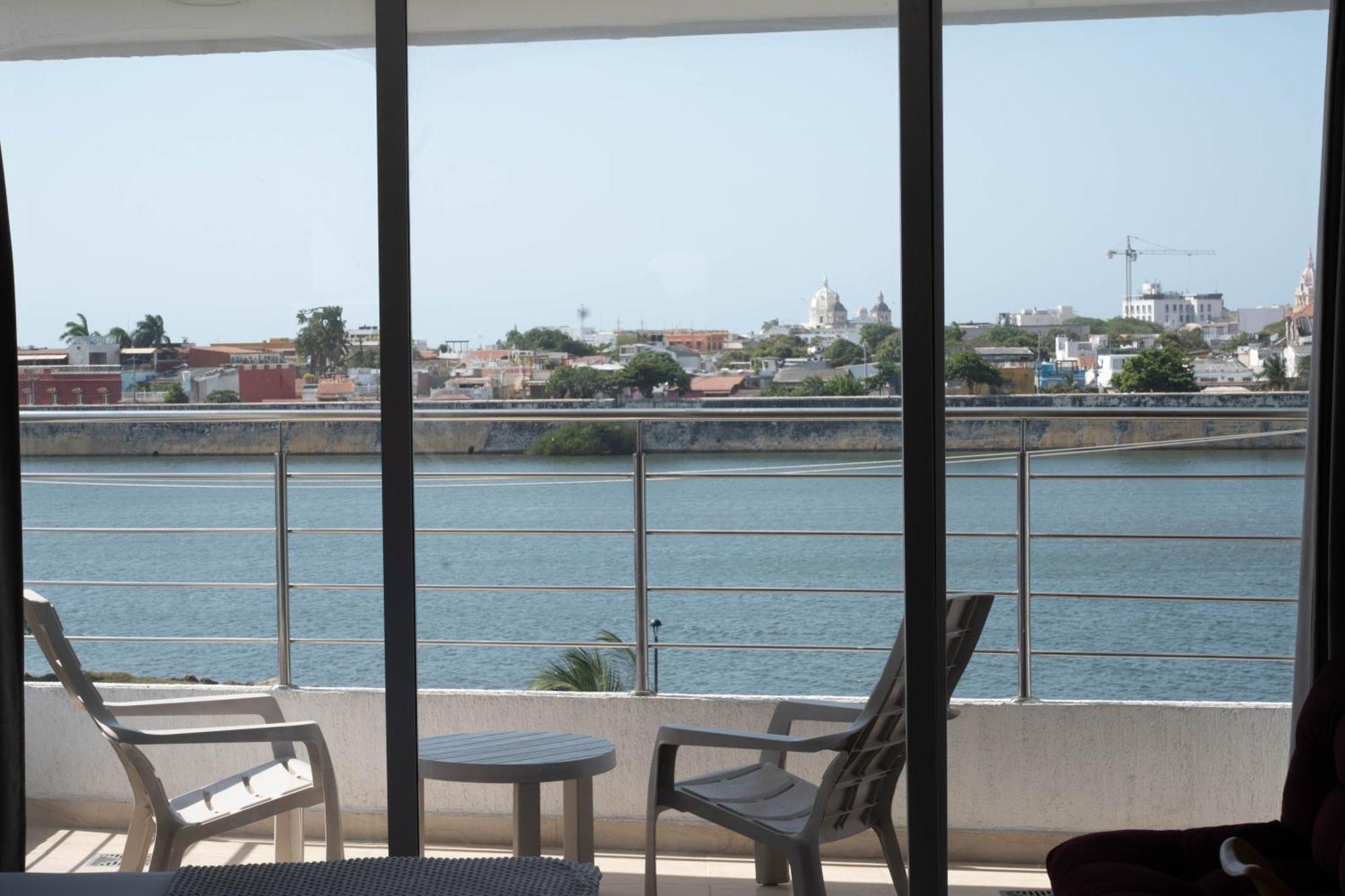 Suite con balcón cerca al centro Cartagena Exterior foto